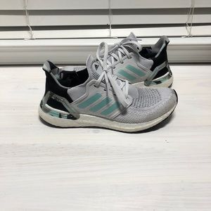 Adidas ultraboost sneakers